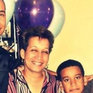 Meet your Posher, Charo